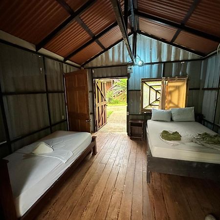 Sukia Hostel Drake Bay Exterior photo